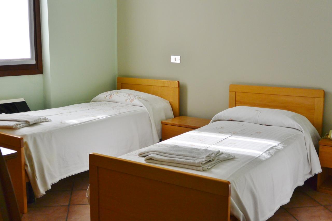 Albergo Escondido Soresina Luaran gambar